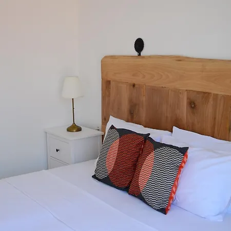 Oda ve Kahvaltı 4 Kapi Butik Alaçatı